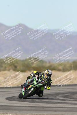 media/Dec-04-2025-Racers Edge (Thu) [[5ebc9f124d]]/3-B Group/2-Session 1 (Turn 4 Entry)/